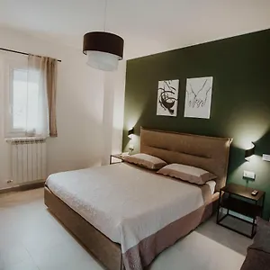  Ferienhaus Galati Italien
