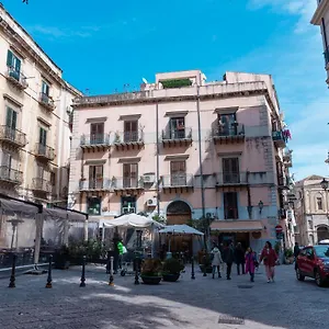  Apartment Nicolhouse - Nel Centro Storico Di Italien