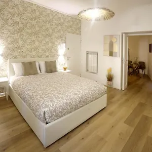  Apartment Buongiorno Colosseo Italien